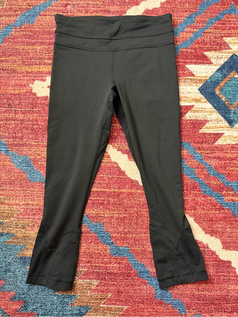 Lululemon Womens size 4 Leggings